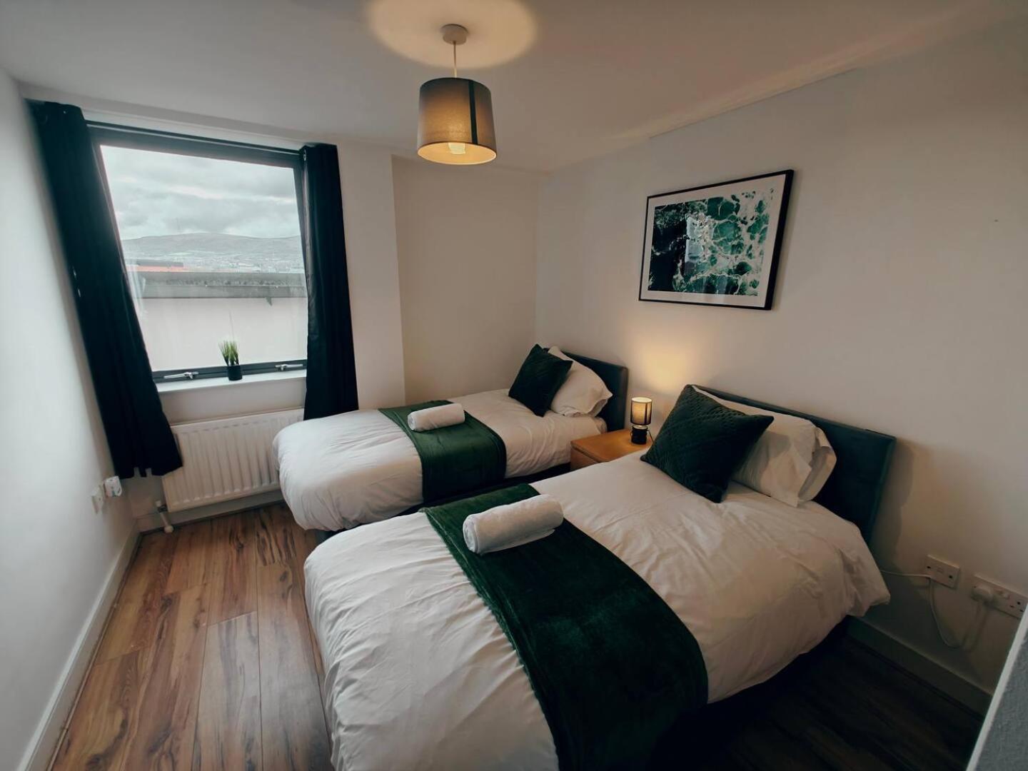 2br Mountain View Centre Appartement